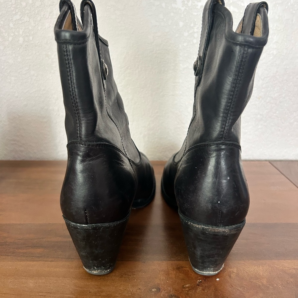 Frye Jackie Button Short Leather Boots Women’s Sz 11 - Picture 2 of 8